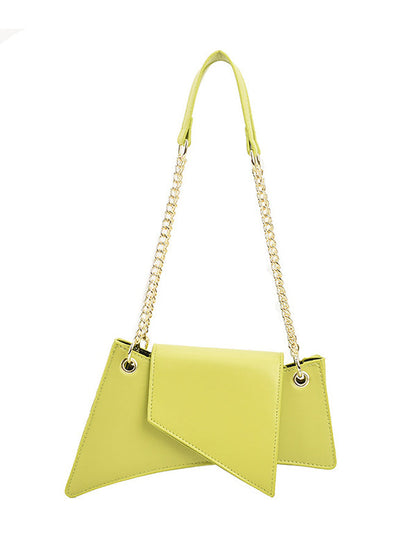 Gracefully Styled Bag for Any Occasion