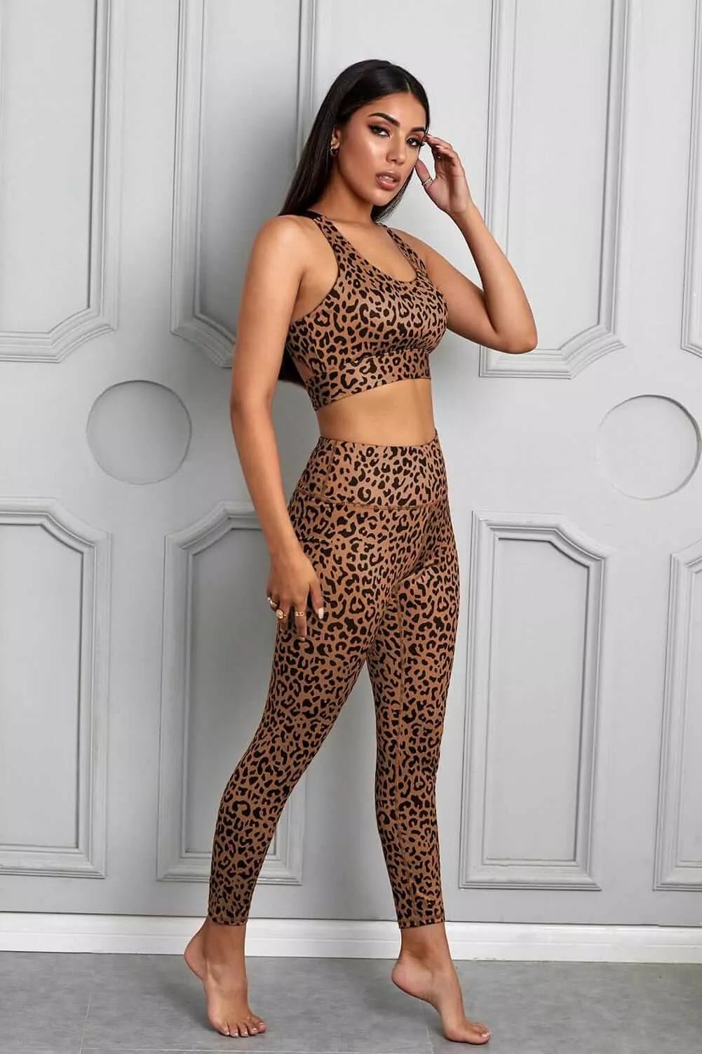 Well Tailored Garment with a Graceful Silhouette
