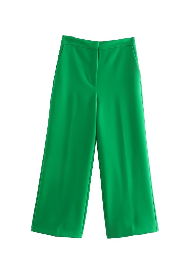 Polished Pants with an Effortless Classic Look