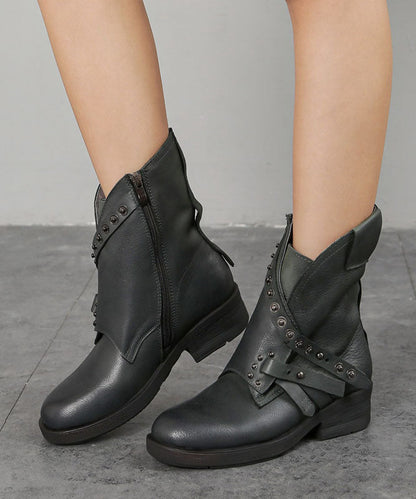 Elegantly Styled Boots for Everyday Wear