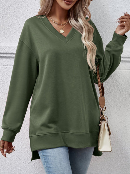 Well Tailored Sweater with a Graceful Silhouette