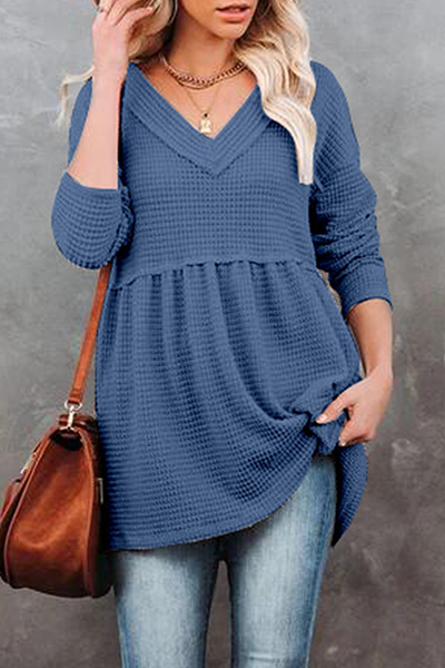 Classic Vintage Top with a Flattering Fit