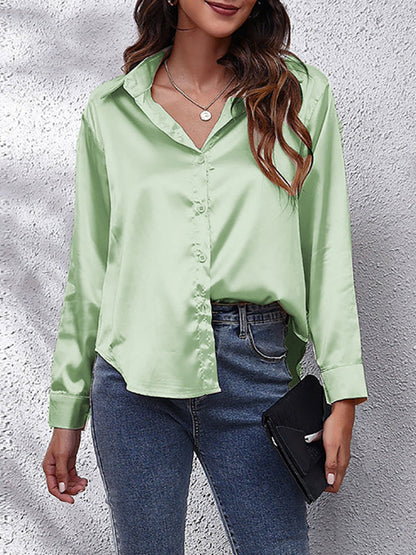 Classic Vintage Blouse with a Flattering Fit