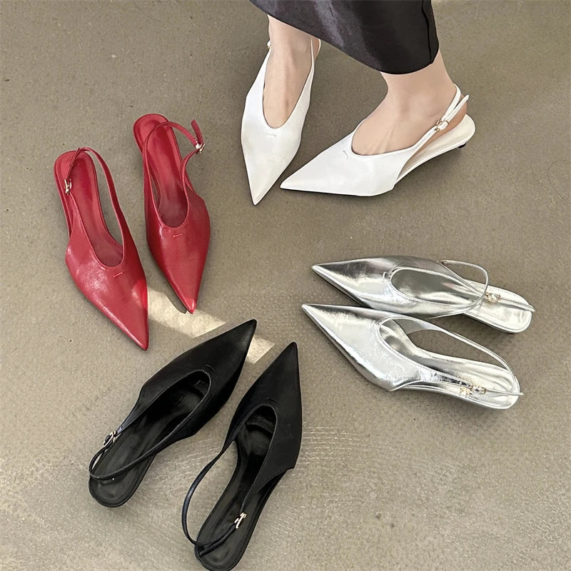Classic Vintage Heels with a Flattering Fit