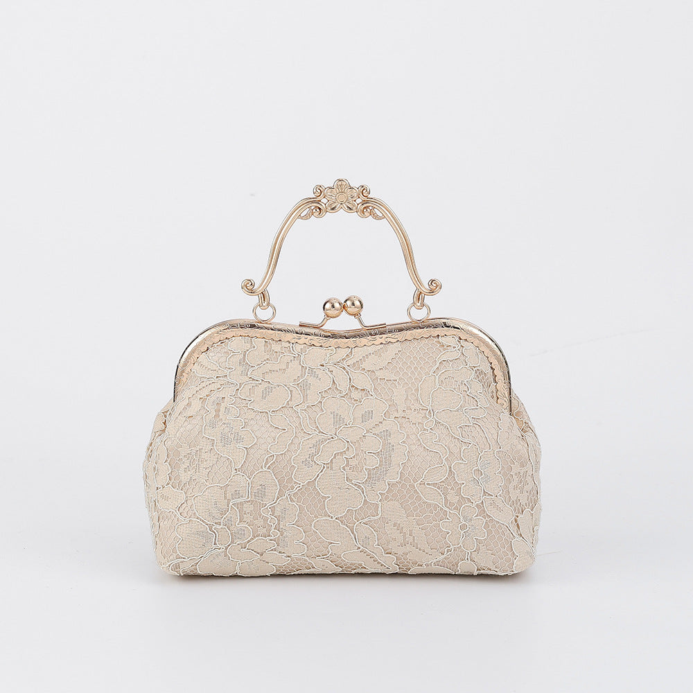Well Tailored Bag with a Graceful Silhouette