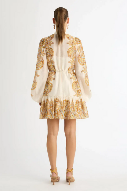 Polished Dress with an Effortless Classic Look