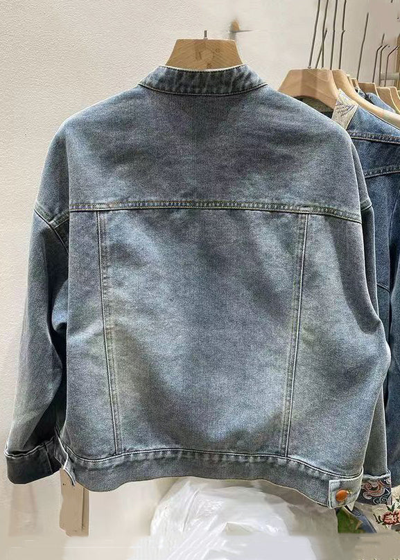 Gracefully Styled Coat for Any Occasion