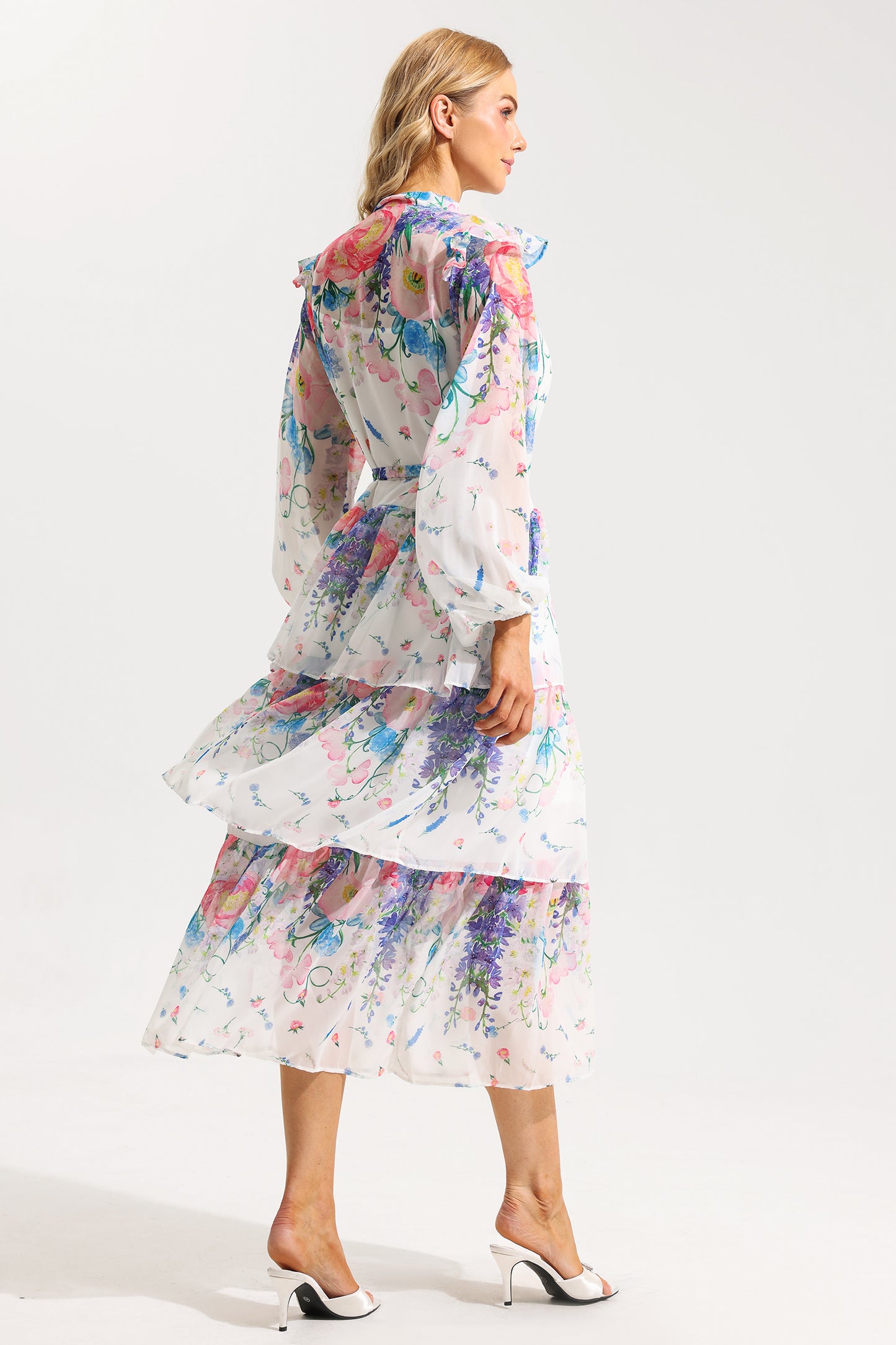 Beautifully Crafted Dress in a Classic Style