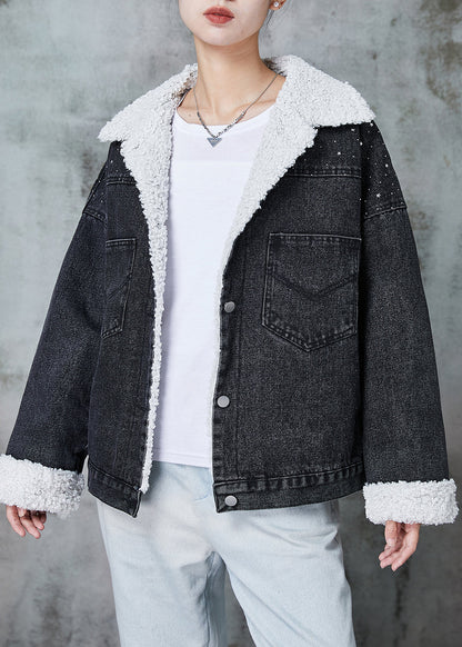 Gracefully Styled Jacket for Any Occasion