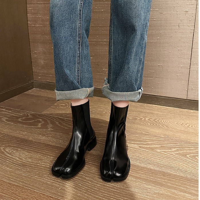 Gracefully Styled Boots for Any Occasion