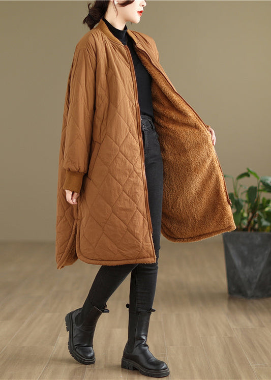 Well Tailored Coat with a Graceful Silhouette