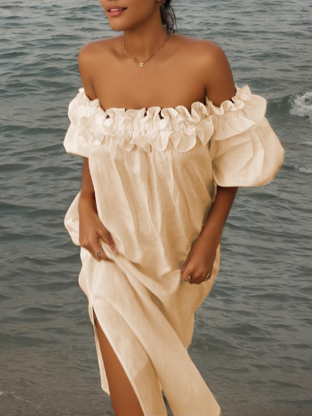 Effortlessly Elegant Dress with a Timeless Design