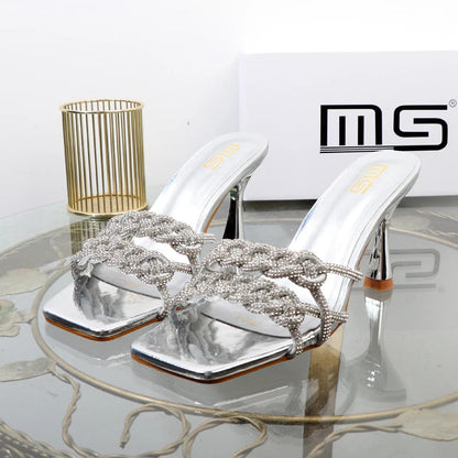 Polished Sandals with an Effortless Classic Look