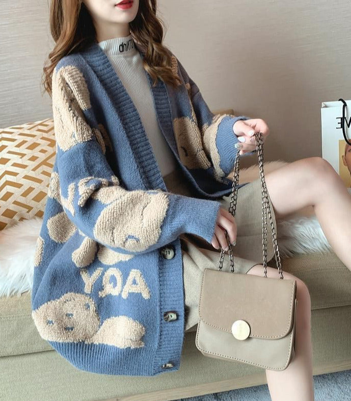 Elegantly Styled Sweater for Everyday Wear