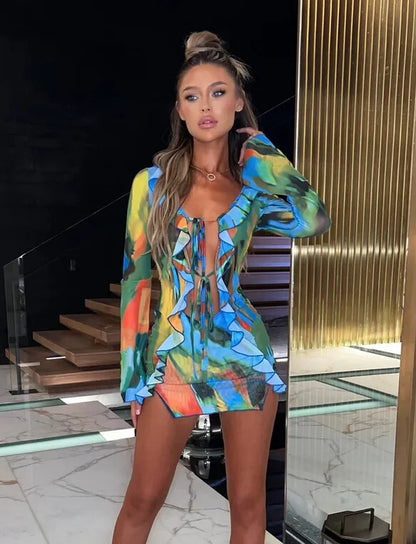 Beautifully Finished Dress in a Timeless Design