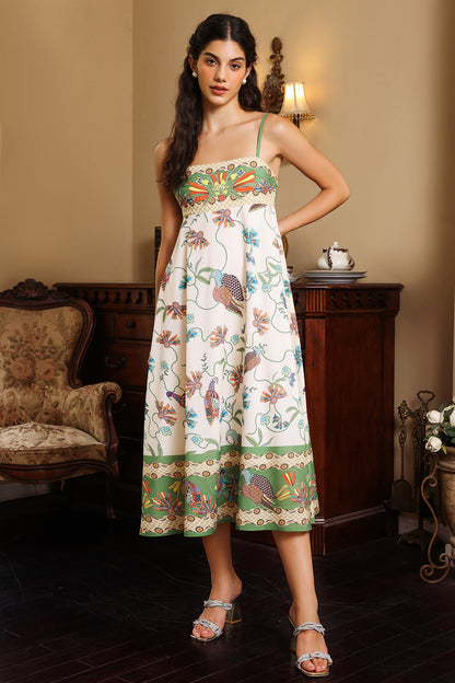 Beautifully Crafted Dress in a Classic Style