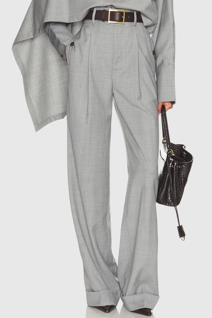 Elegantly Styled Trousers for Everyday Wear