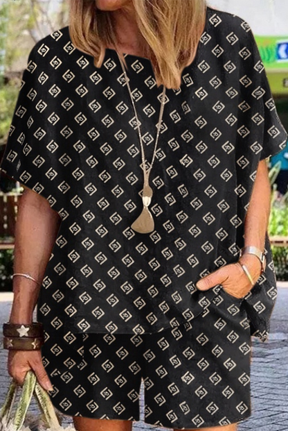 Beautifully Finished Garment in a Timeless Design