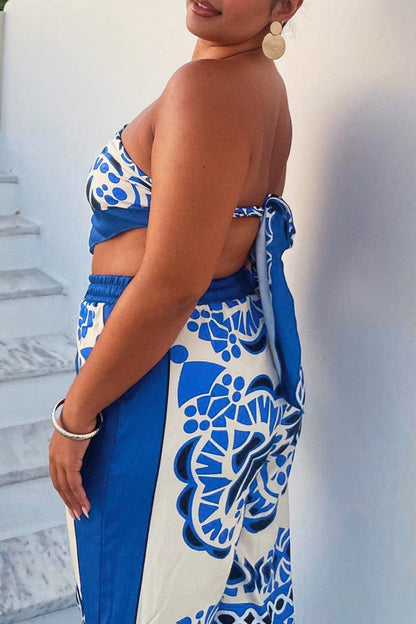 Sophisticated Garment with a Clean Classic Look