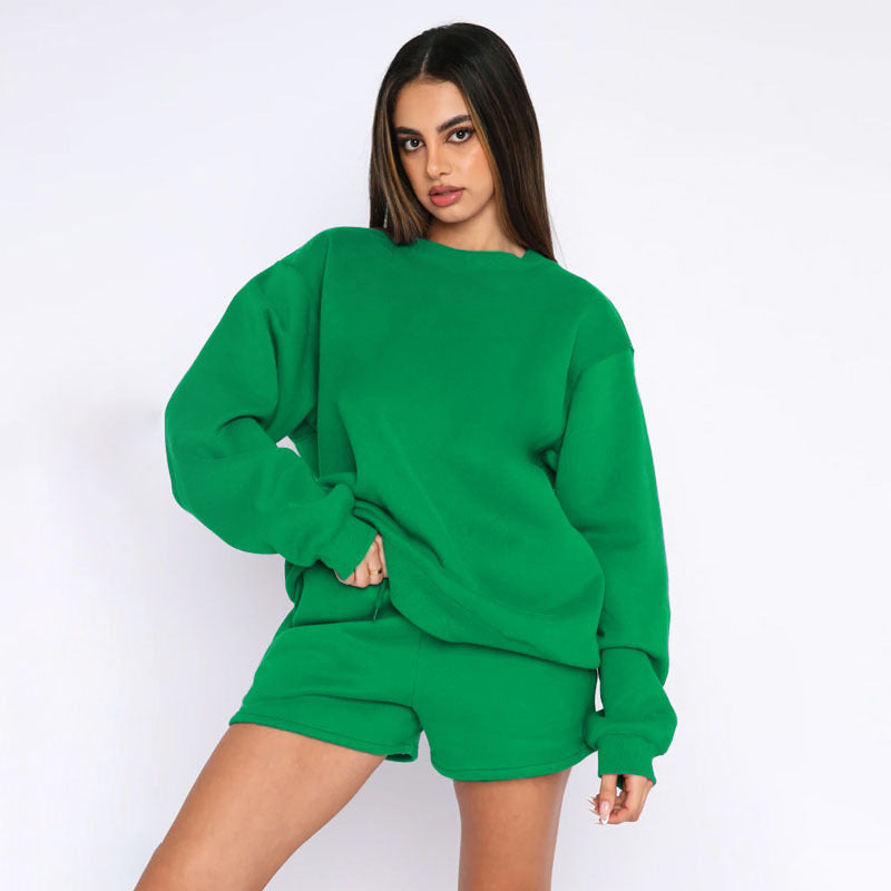 Classic Vintage Pullover with a Flattering Fit