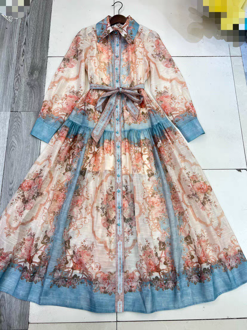 Classic Vintage & Enduringly Stylish Dress
