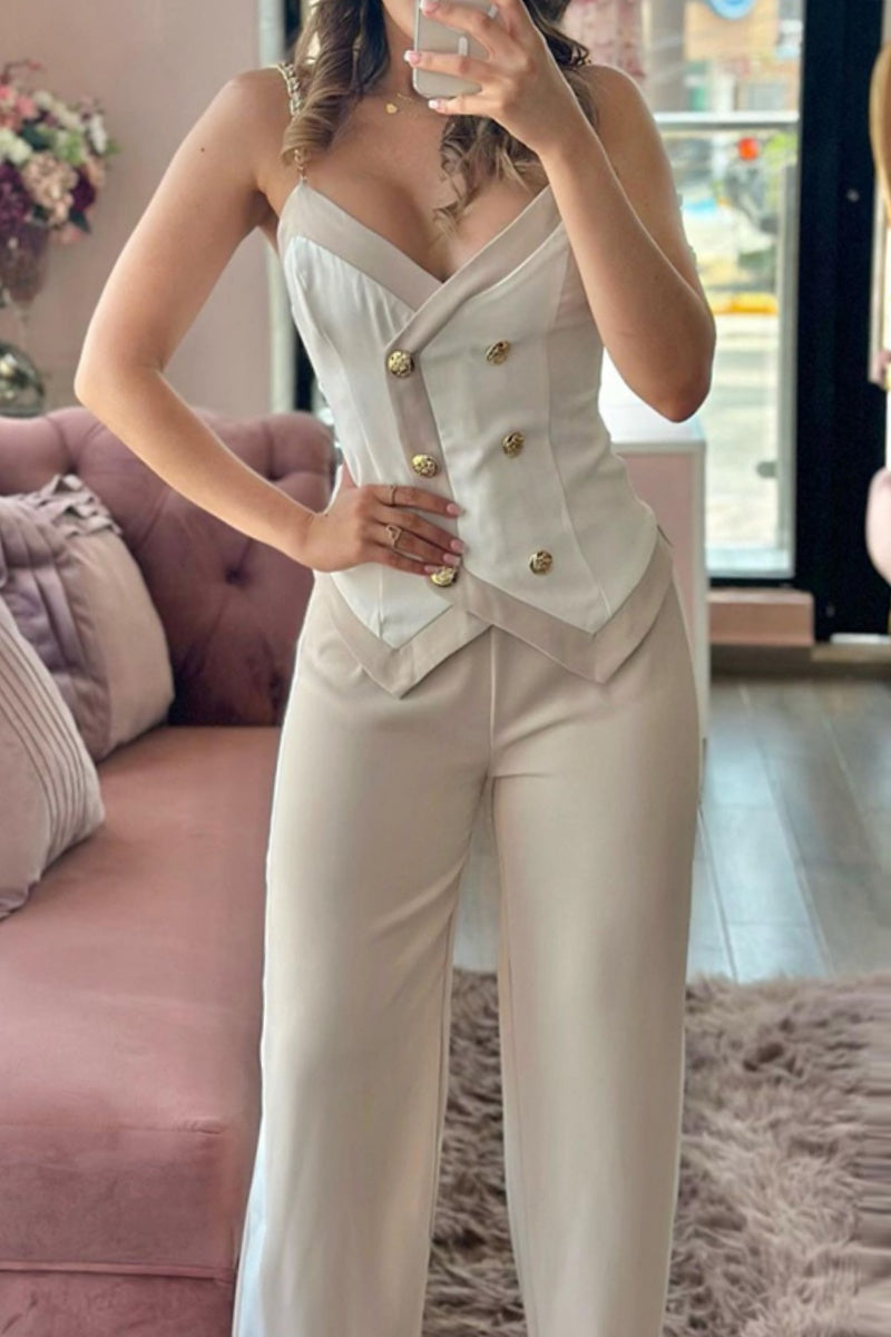 Beautifully Finished Garment in a Timeless Design