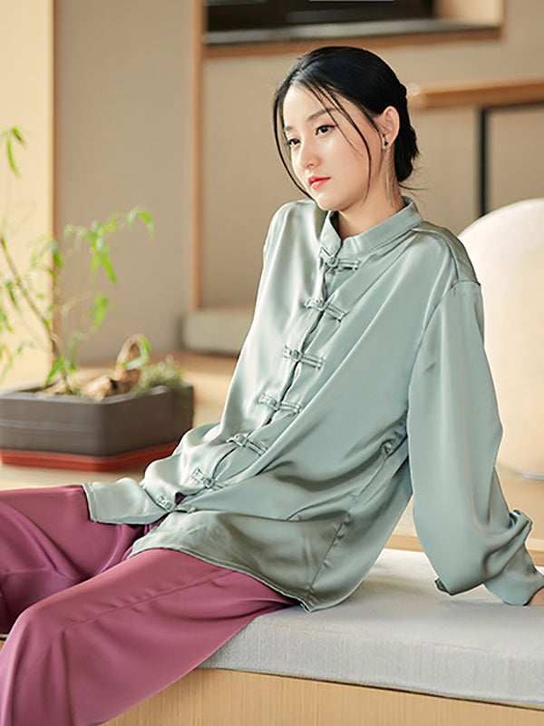 Gracefully Styled Blouse for Any Occasion