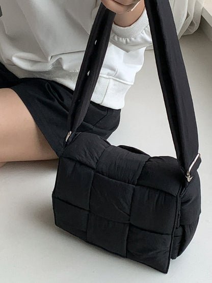 Beautifully Crafted Bag in a Classic Style