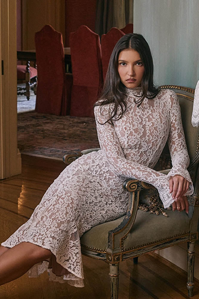 Sophisticated Dress with a Clean Classic Look