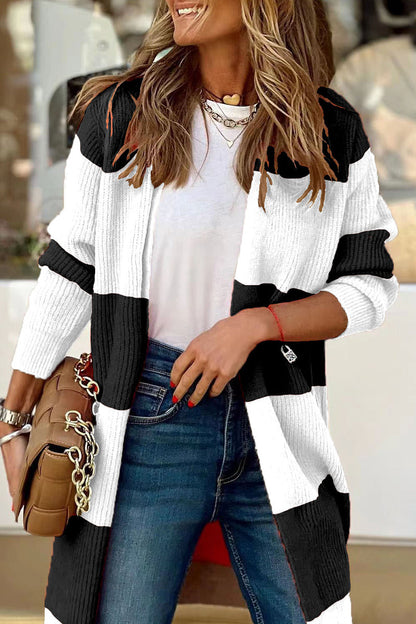 Effortlessly Elegant Cardigan with a Timeless Design