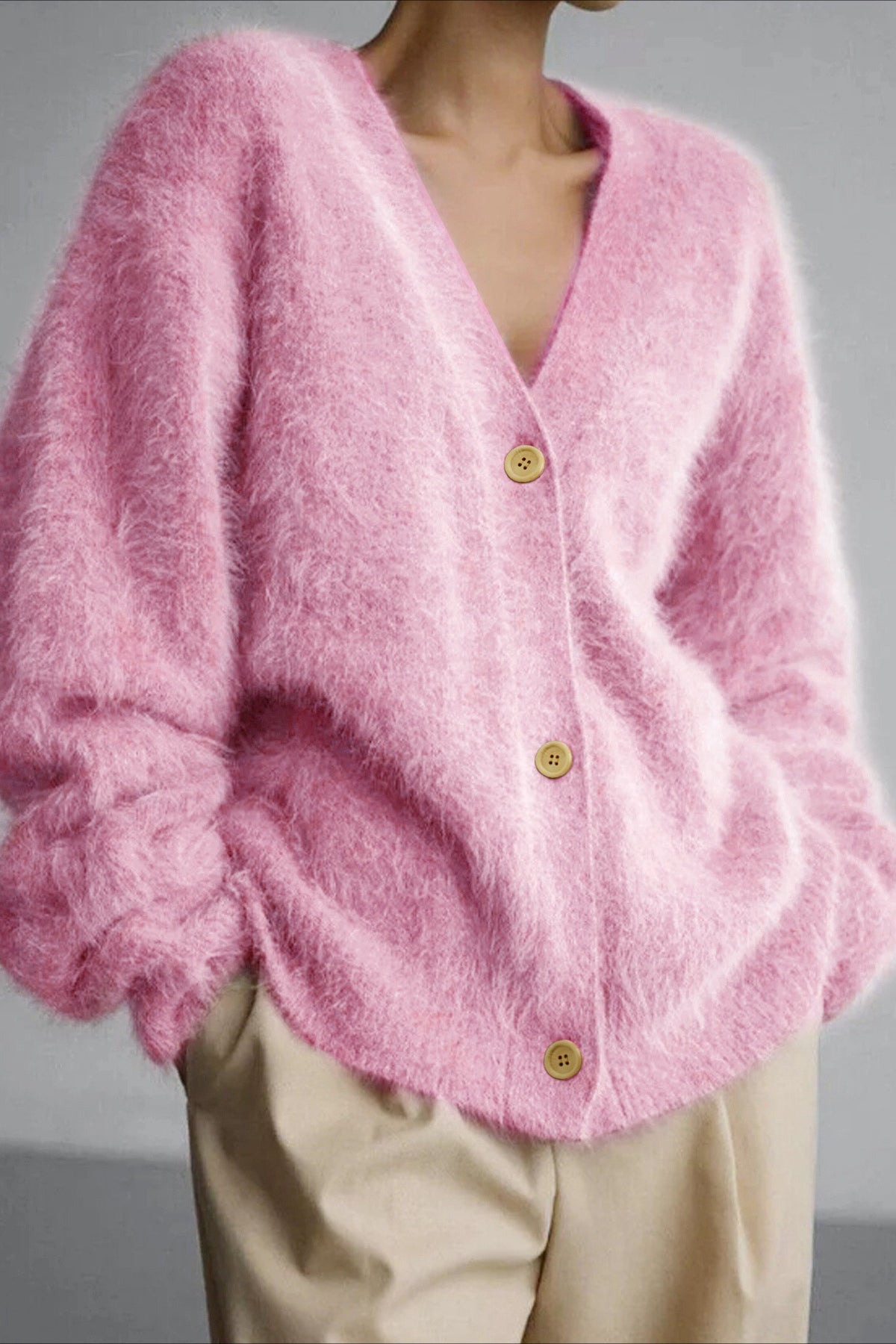Elegantly Styled Cardigan for Everyday Wear