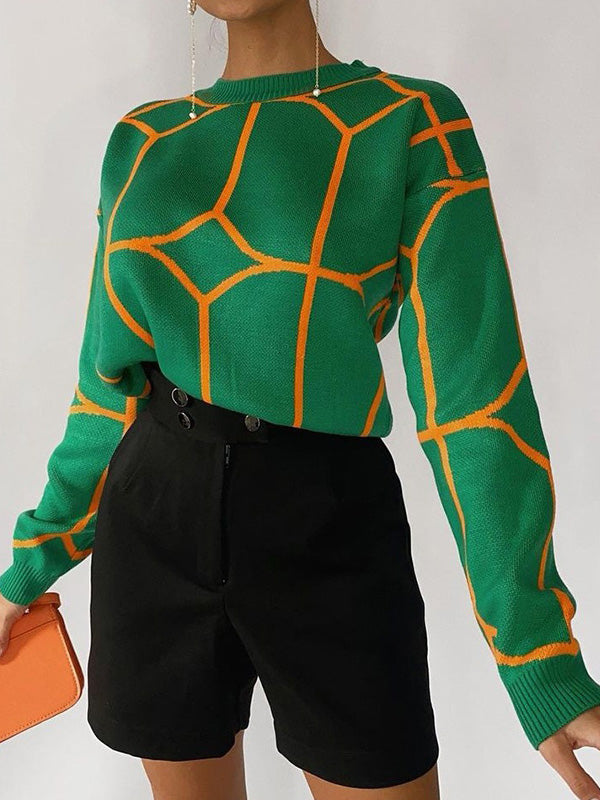 Well Tailored Sweater with a Graceful Silhouette