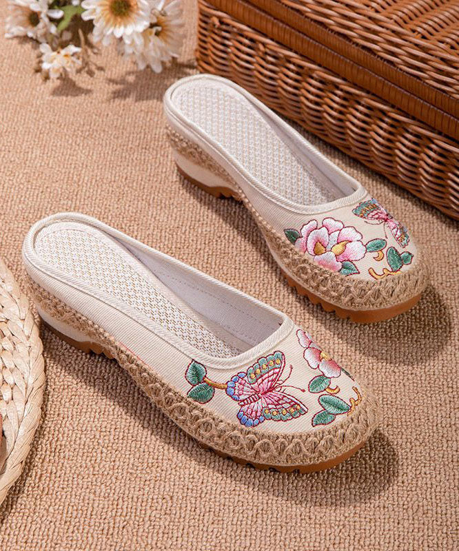 Beautifully Finished Sandals in a Timeless Design