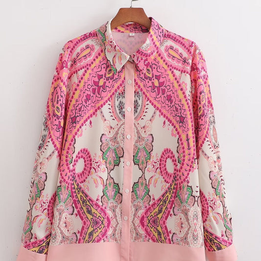 Beautifully Crafted Blouse in a Classic Style