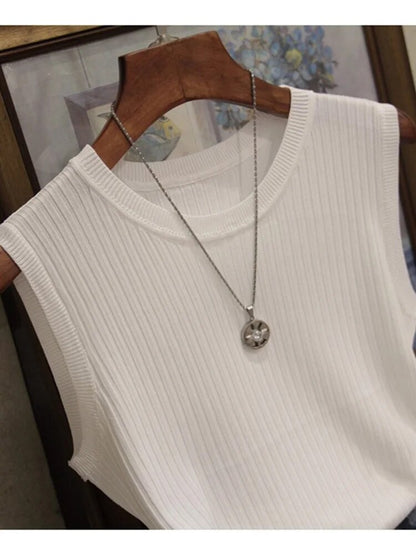 Effortlessly Elegant Shirt with a Timeless Design