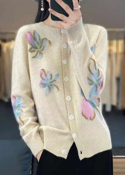 Sophisticated Coat with a Clean Classic Look