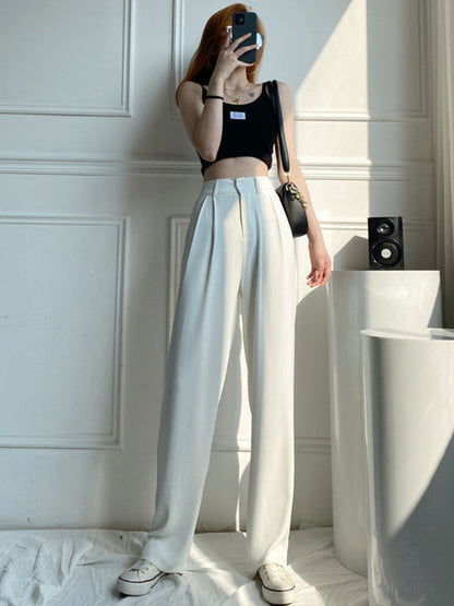 Sophisticated Pants with a Clean Classic Look