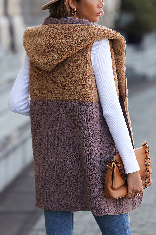 Beautifully Finished Cardigan in a Timeless Design