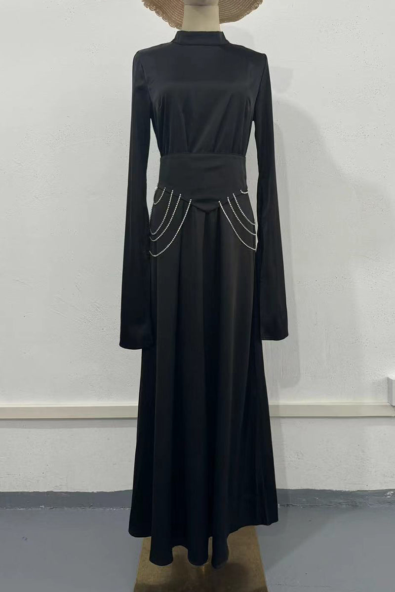 Effortlessly Elegant Dress with a Timeless Design