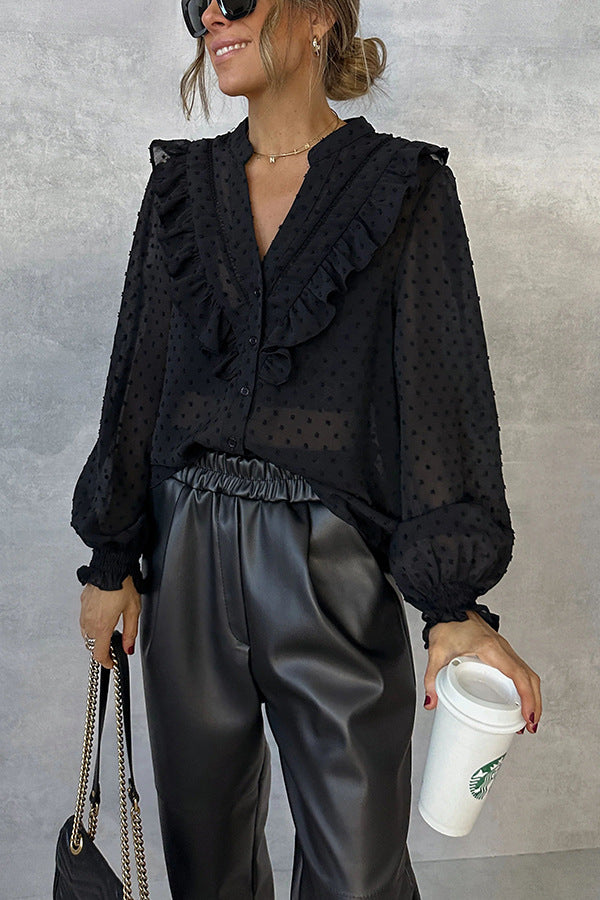 Elegantly Styled Blouse for Everyday Wear