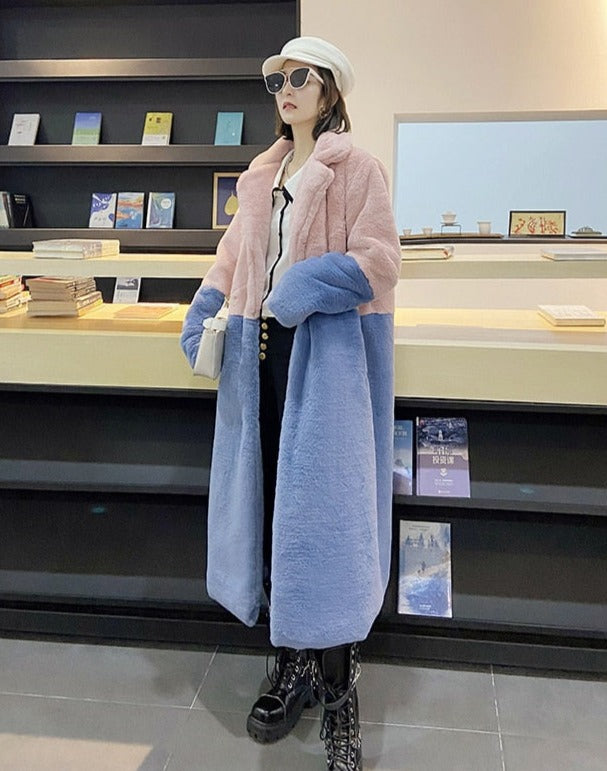 Gracefully Styled Coat for Any Occasion