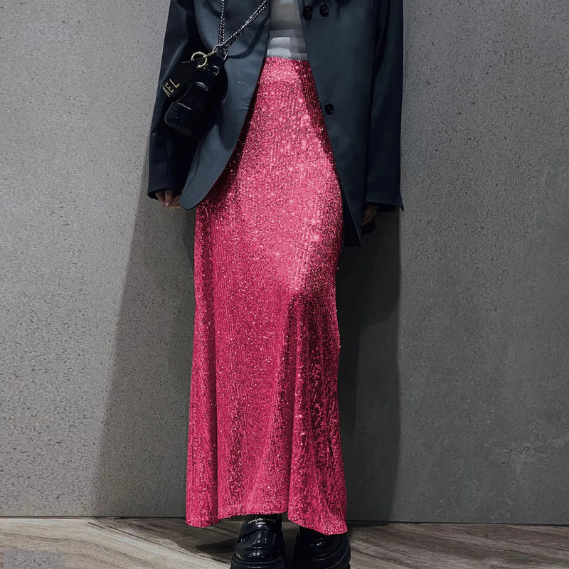Well Tailored Garment with a Graceful Silhouette