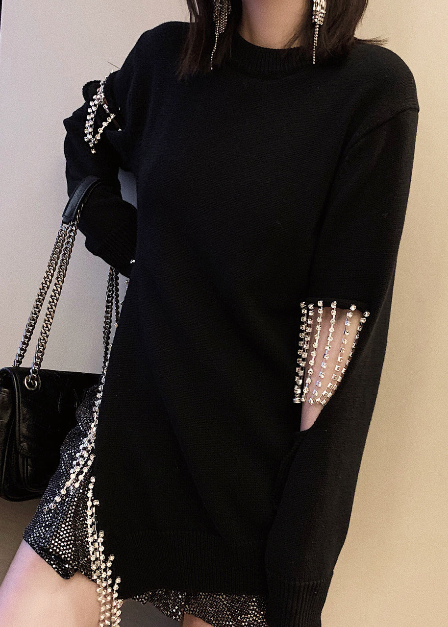 Well Tailored Sweater with a Graceful Silhouette