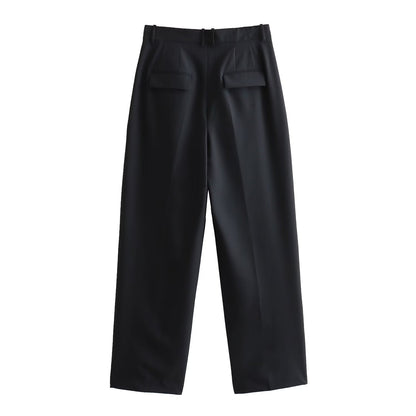 Sophisticated Pants with a Clean Classic Look