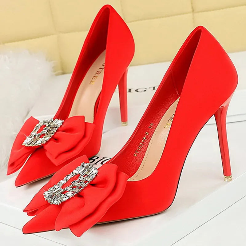 Sophisticated Heels with a Clean Classic Look