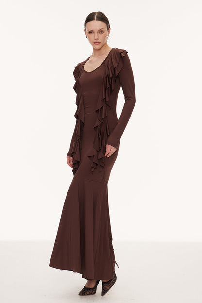 Gracefully Styled Dress for Any Occasion