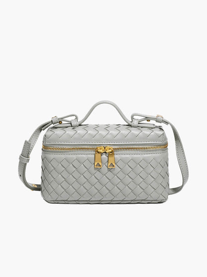 Gracefully Styled Bag for Any Occasion