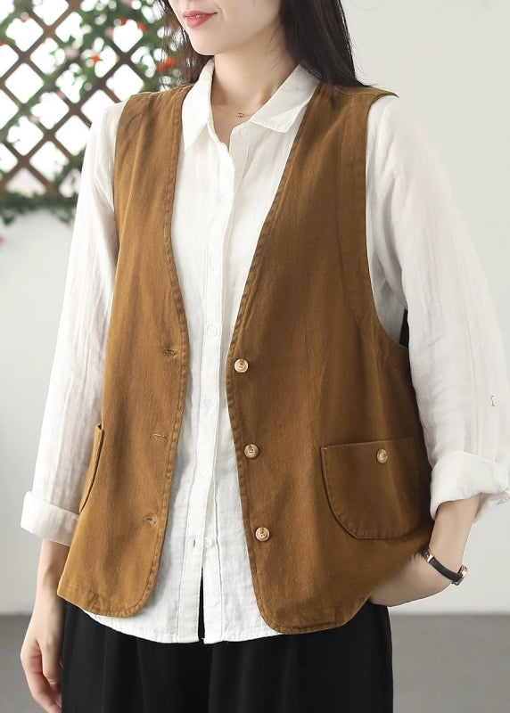 A Vintage Style Top with Delicate Timeless Details