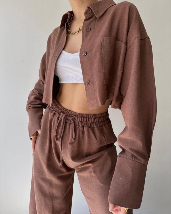 Polished Trousers with an Effortless Classic Look