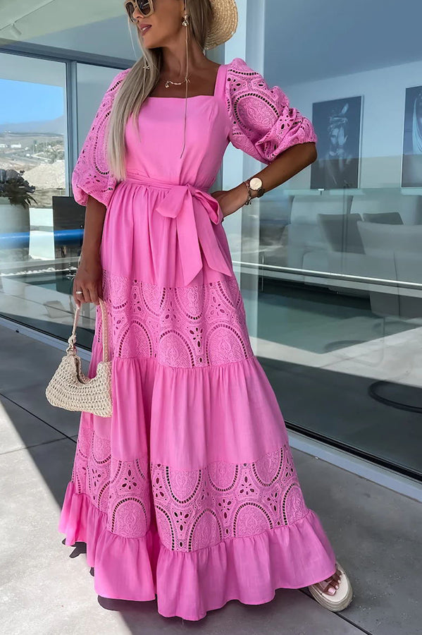 Effortlessly Elegant Dress with a Timeless Design